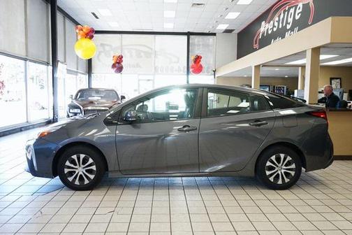 2020 Toyota Prius XLE