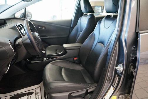 2020 Toyota Prius XLE