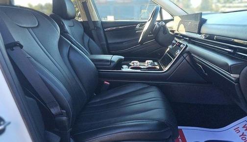 2025 Genesis GV80 2.5T