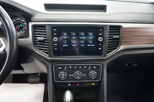 2021 Volkswagen Atlas 3.6L SE w/Technology