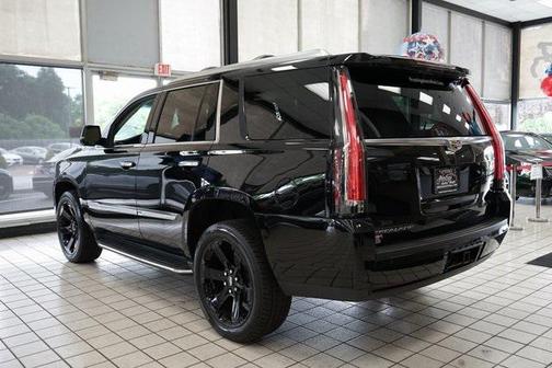 2017 Cadillac Escalade Premium Luxury