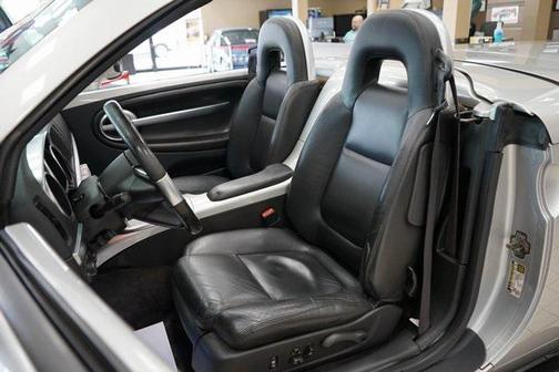 2004 Chevrolet SSR Base