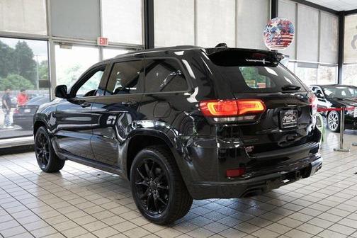2016 Jeep Grand Cherokee Summit