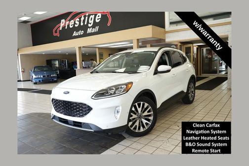 Star White Metallic Tri-Coat 2020 Ford Escape Titanium