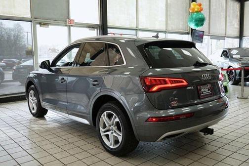 2018 Audi Q5 2.0T Premium Plus