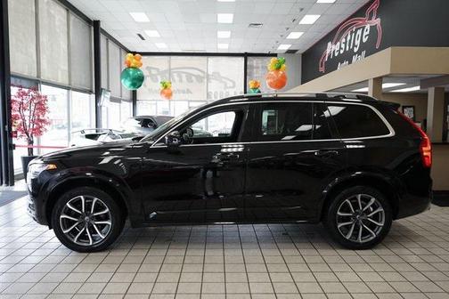 2019 Volvo XC90 T5 Momentum