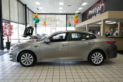 2017 Kia Optima LX