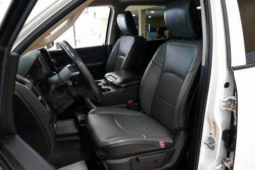 2020 RAM 2500 Tradesman Crew Cab 4X4 6'4' Box