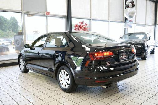 Black Uni 2016 Volkswagen Jetta 1.4T S