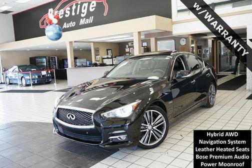 2017 INFINITI Q50 Hybrid Base