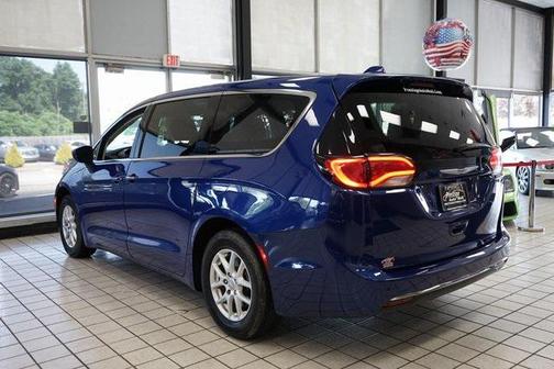2020 Chrysler Pacifica Touring