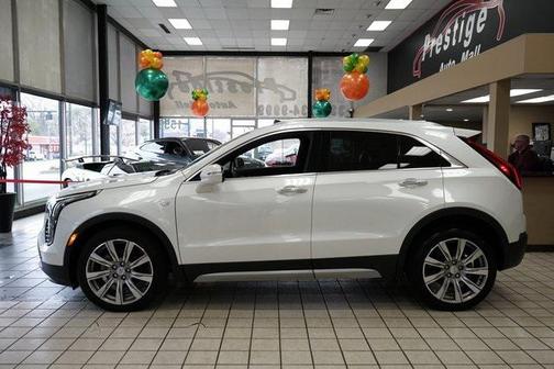 2021 Cadillac XT4 Premium Luxury