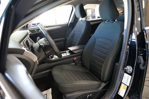 Agate Black Metallic 2020 Ford Fusion Hybrid SE