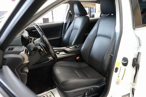 2017 Lexus IS 300 Base