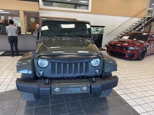 2016 Jeep Wrangler Unlimited Sahara