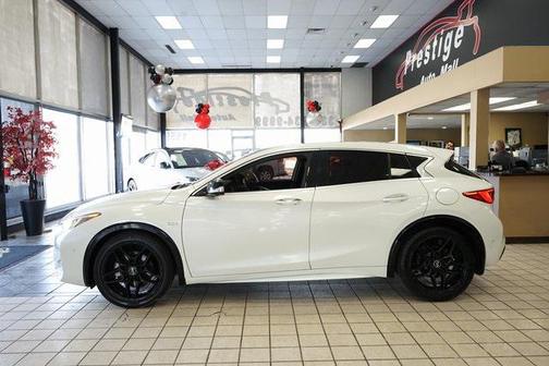 2018 INFINITI QX30 SPORT