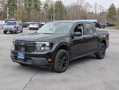 SHADOW BLACK 2024 Ford Maverick LARIAT