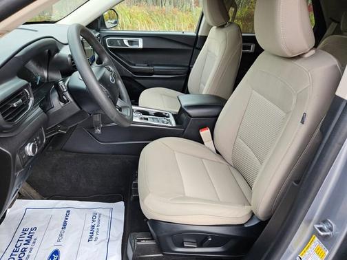 2022 Ford Explorer BASE