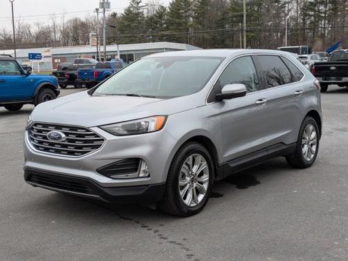 ICONIC SILVER 2024 Ford Edge TITANIUM