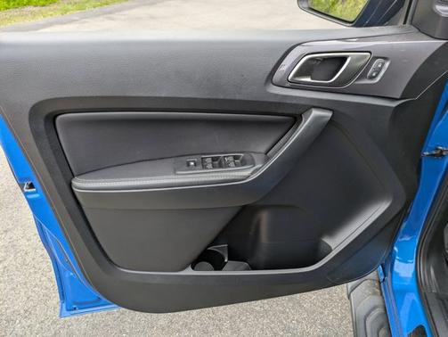 VELOCITY BLUE 2022 Ford Ranger LARIAT