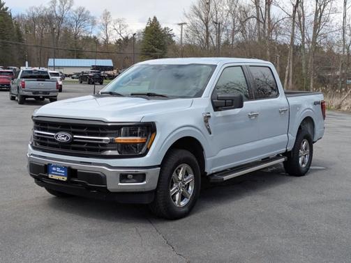 SPACE WHITE METALLIC 2025 Ford F-150 XLT