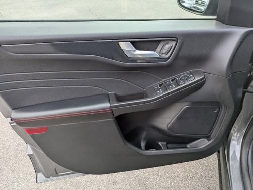 CARBONIZED GRAY METALLIC 2025 Ford Escape ST-LINE SELECT