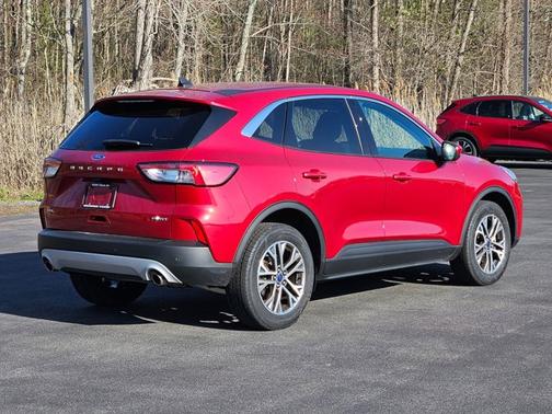 2022 Ford Escape SEL