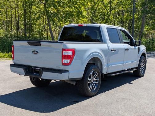 AVALANCHE 2023 Ford F-150 XL