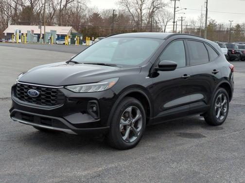 AGATE BLACK METALLIC 2025 Ford Escape ST-LINE SELECT