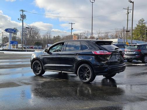 AGATE BLACK METALLIC 2024 Ford Edge SEL