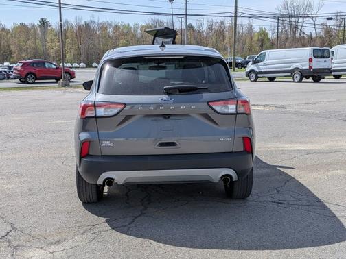CARBONIZED GRAY 2022 Ford Escape SE