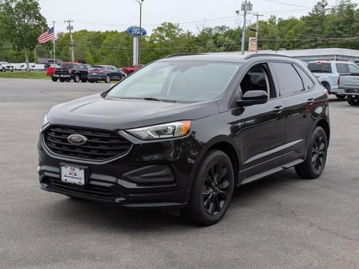 AGATE BLACK METALLIC 2022 Ford Edge SE