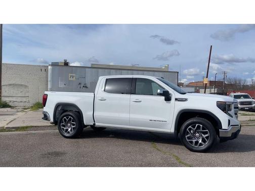 2026 GMC Sierra 1500 SLE