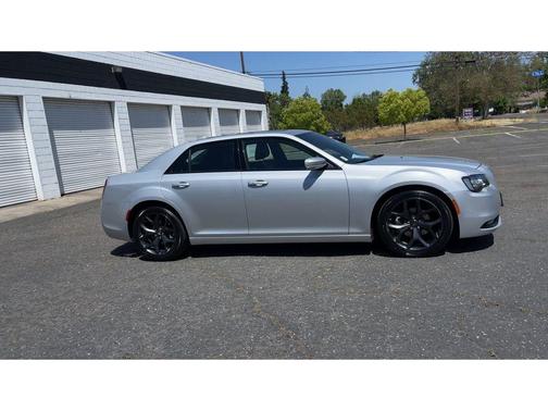 2023 Chrysler 300 S