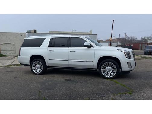 2017 Cadillac Escalade ESV Platinum