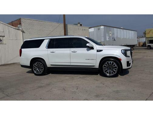 2024 GMC Yukon XL Denali Ultimate