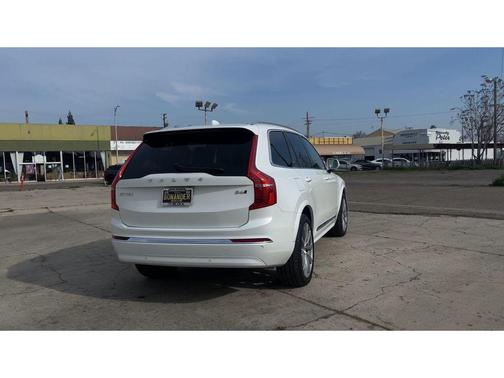 2023 Volvo XC90 B6 Plus 7-Seater