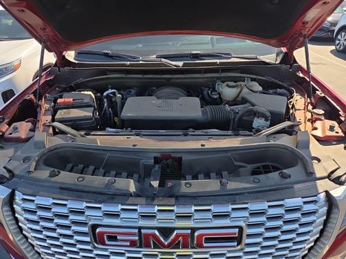 Volcanic Red Tintcoat 2023 GMC Yukon XL Denali