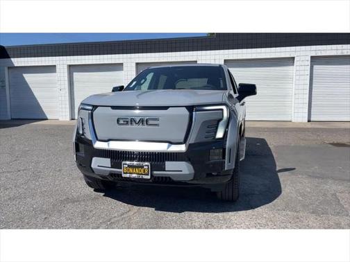 2024 GMC Sierra EV Denali Edition 1