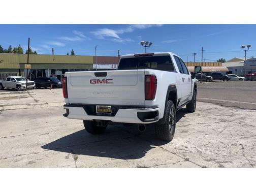 Summit White 2026 GMC Sierra 2500 Denali