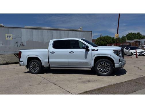Glacier White Tricoat 2026 GMC Sierra 1500 Denali Ultimate