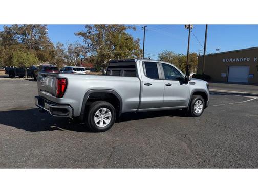 2025 GMC Sierra 1500 Pro