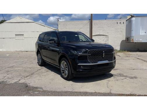 INFINITE BLACK MET CC 2025 Lincoln Navigator Reserve