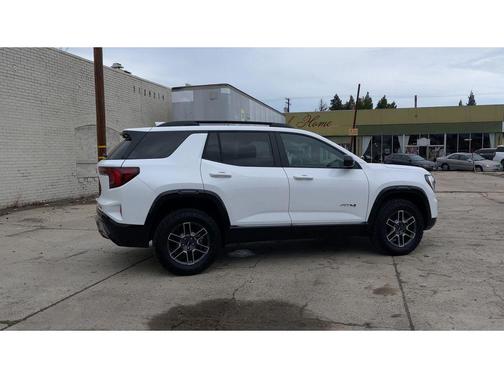 2026 GMC Terrain AWD AT4