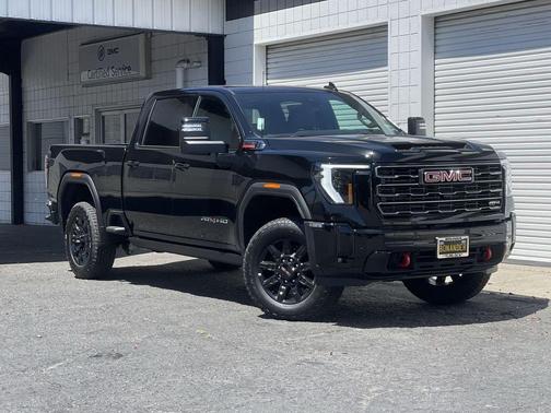 Onyx Black 2026 GMC Sierra 2500 AT4