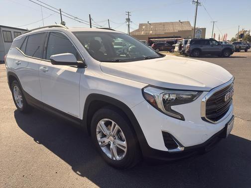 Summit White 2018 GMC Terrain SLE