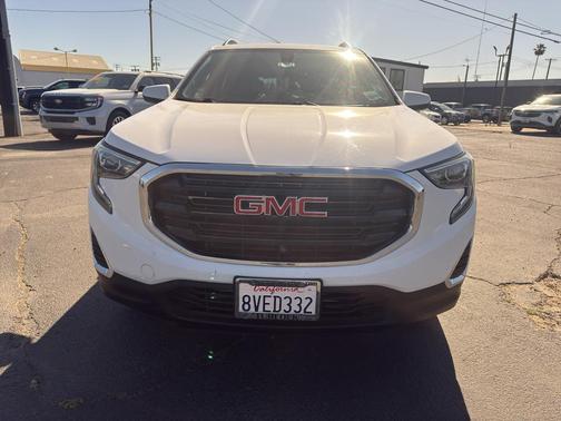 Summit White 2018 GMC Terrain SLE