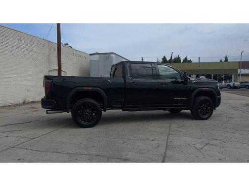2026 GMC Sierra 2500 AT4