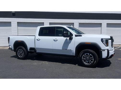 Summit White 2026 GMC Sierra 2500 AT4