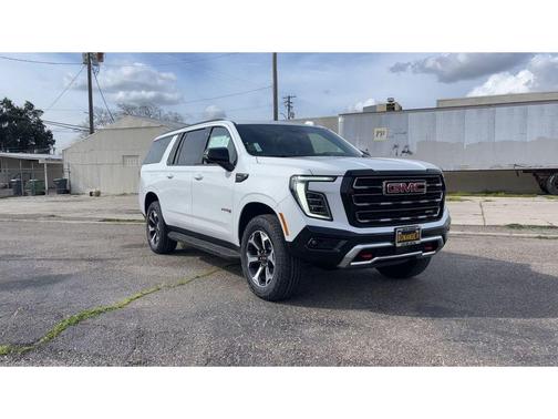 2026 GMC Yukon XL 4WD AT4